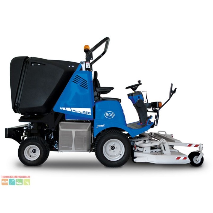 Tondeuse frontale avec ramassage MATRA 250 STAGE 5